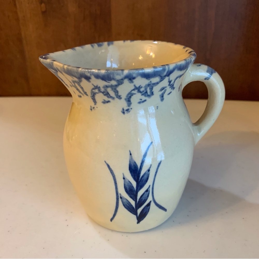 Robinson Ransbottom Roseville Pitcher Creamer Sponge Ware Blue Wheat